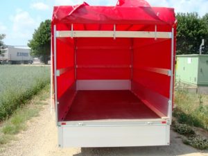 Planenanhänger in allen Größen preiswert mieten bis 6 m + 3500 kg GG